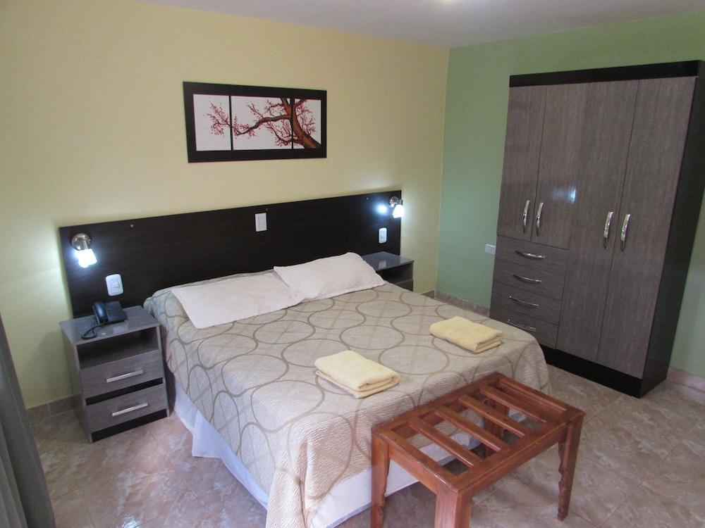 Altos Del Iguazu Hotel Puerto Iguazu Bagian luar foto